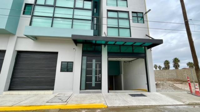 Luxury Condo Downtown Росарито Экстерьер фото