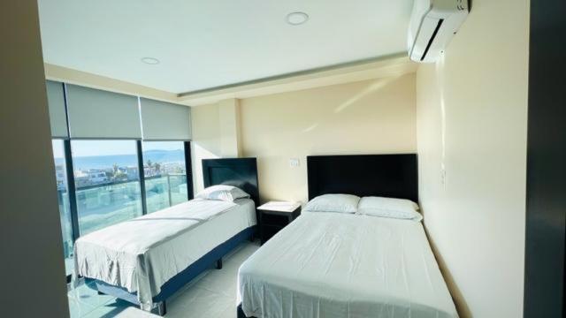 Luxury Condo Downtown Росарито Экстерьер фото