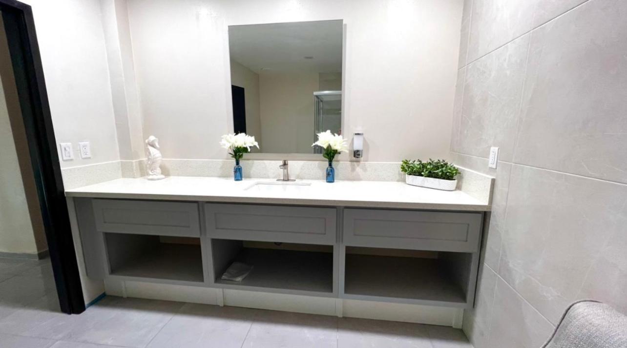 Luxury Condo Downtown Росарито Экстерьер фото